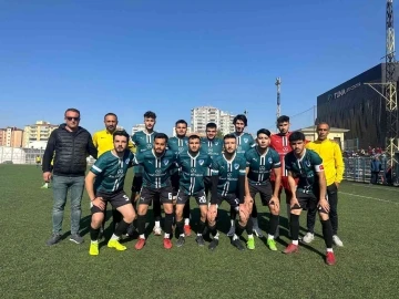 Belsinspor kayıpsız ilerliyor
