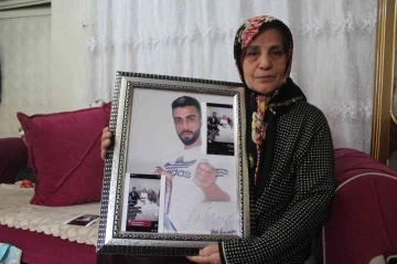 Berber koltuğunda öldürülen gencin annesinden şok iddialar
