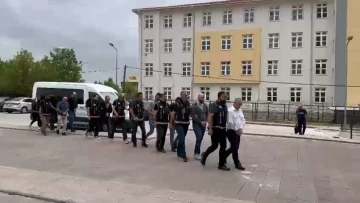 Beşiktaş Başkanı Çebi’nin fabrikasını 50 milyon dolandıran 4 kişi tutuklandı
