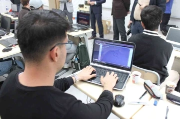 ‘Beyaz şapkalı hackerlar’ ulusal güvenliğe katkı sağlayacak
