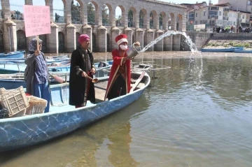 Beyşehir’de göl için kadınlar dayanışması
