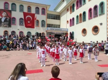 Biga Fatih İlkokulu Avrupa Kalite Etiketi aldı
