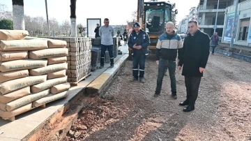 Biga’nın cadde ve sokakları bir bir yenileniyor
