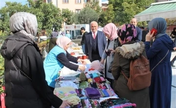 Bilecik’te hayır çarşısı kuruldu
