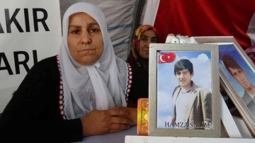 Bin 10 gündür terör mağduru aileler evlatlarını HDP ve PKK’dan istiyor
