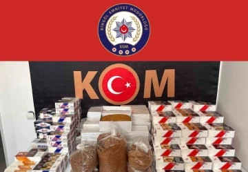 Bingöl’de 40 bin boş makaron ve 30 kilo açık kıyılmış tütün ele geçirildi
