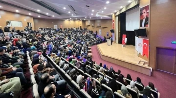 Bingöl’de ’Aile Bilinci’ konferansı yapıldı
