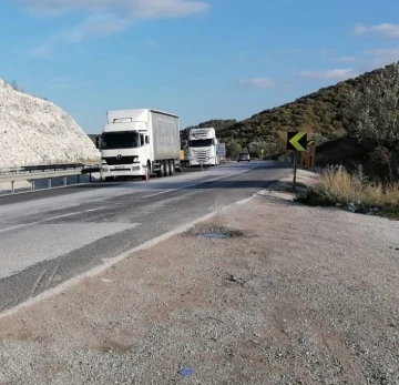 Bitmeyen yol çalışması sürücülerin tepkisine neden oldu
