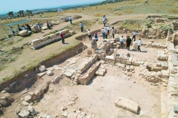 Blaundus Antik Kentinde çalışmalar devam ediyor
