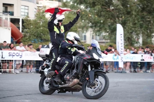 Bodrum Motofest nefes kesen gösterilerle başladı
