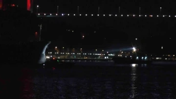 Boğaza demir atan kargo gemisi kurtarıldı, İstanbul Boğazı gemi trafiğine açıldı
