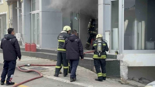 Bolu’da iş yeri yangını
