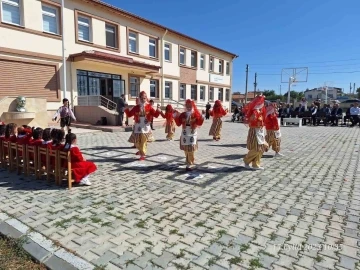 Bolvadin’de İlköğretim Haftası kutlandı
