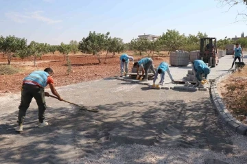 Bozova Belediyesinden kırsal mahallelerde üst yapı çalışması
