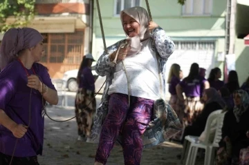 Bu köyde kadınlar hakimiyet kurdu, erkekler mehterle köyü terk etti
