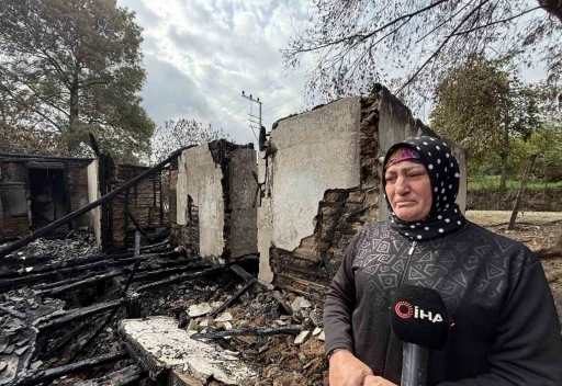 Bu olay Türkiye’yi ağlatacak: Oğlunun hatıralarıyla yaşadığı evi gözlerinin önünde kül oldu
