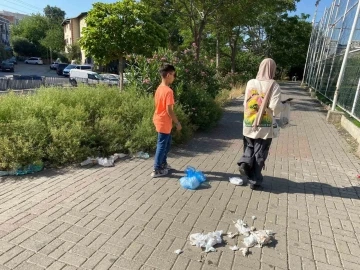 Buca’nın sokakları çöplüğe döndü
