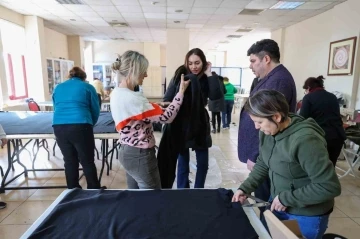 Bucalı kadınlardan afet bölgesine destek
