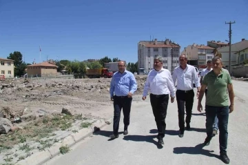 Bünyan’da pazaryeri ve terminal yapımı için altyapı çalışmaları başladı
