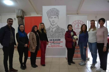 Burdur’da 404 öğretmen Atatürk portresinde buluştu
