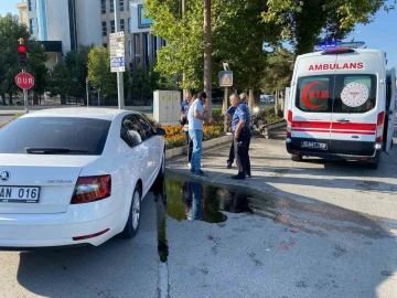 Burdur’da elektrikli bisiklet ile otomobil çarpıştı: 4 yaralı
