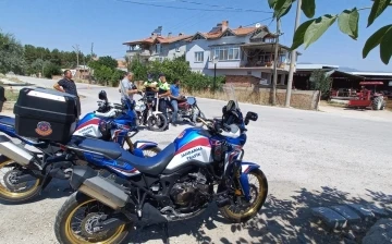 Burdur’da jandarma ekiplerinden trafik denetimi
