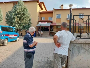 Burdur’da mermer fabrikasında makineye sıkışan işçi hayatını kaybetti
