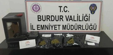 Burdur’da uyuşturucu operasyonu: 2 tutuklama
