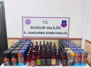 Burdur jandarmadan kaçak içki operasyonu
