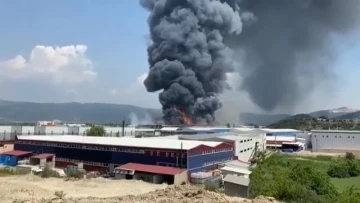 Bursa’da büyük fabrika yangını
