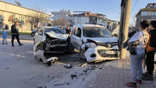 Bursa'da trafik kazası: 1 kişi yaralandı