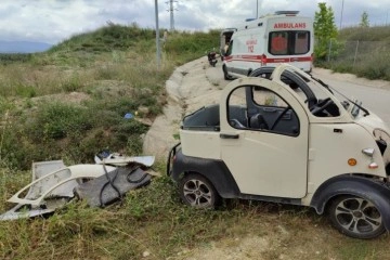 Bursa'da elektrikli bisiklet su kanalına uçtu: 3 yaralı