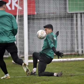 Bursaspor çift kale maç yaptı
