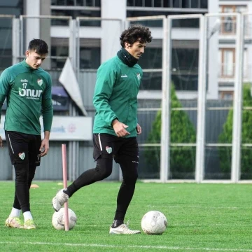 Bursaspor’da çalışmalar devam ediyor
