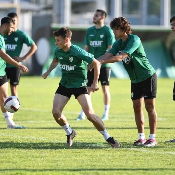 Bursaspor’da hazırlıklar devam ediyor
