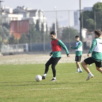 Bursaspor’da Somaspor maçı hazırlıkları sürüyor
