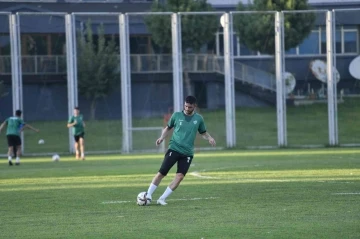 Bursaspor, yeni sezon hazırlıklarını sürdürdü
