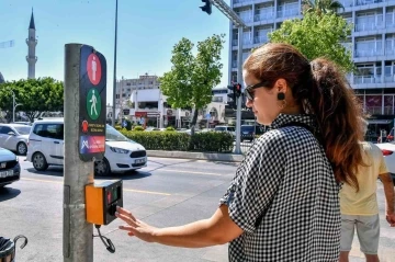 ’Butonlu yaya geçidi sinyalizasyon sistemi’ ile yaya kaynaklı kazaların önüne geçilecek
