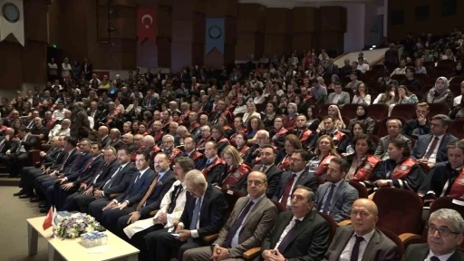 BUÜ’de yeni dönemin ilk dersini TRT Genel Müdürü Sobacı verdi
