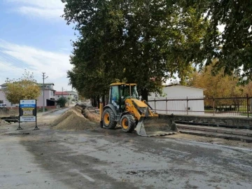 Büyükşehir’den Pamukova’nın o caddesine kesintisiz içmesuyu
