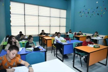 Büyükşehir’in Ödev Merkezi’ni minikler çok sevdi
