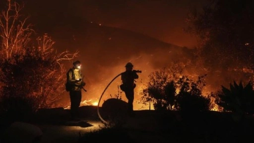 California  alev alev yanıyor! 20 binden fazla kişi için tahliye emri