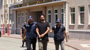 Çanakkale’de HDP’li vekilin oğlu tutuklanarak cezaevine gönderildi
