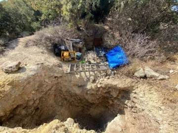 Çanakkale’de izinsiz kazıya 2 gözaltı
