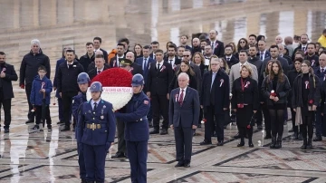 CANiK 25. kuruluş yıl dönümünde çalışanlarıyla Anıtkabir’de
