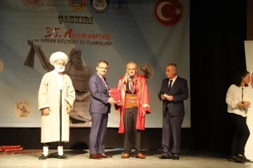 Çankırı’da ’yılın ahisi’ plaketle ödüllendirildi
