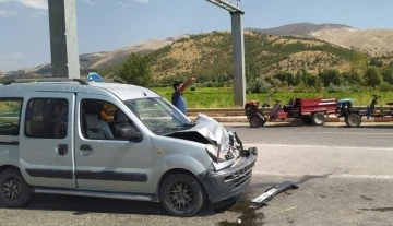 Çapa motoru ile hafif ticari araç çarpıştı: 6 yaralı
