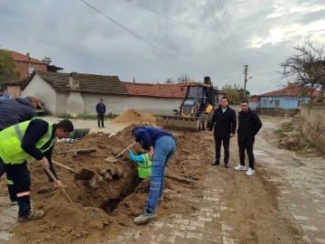 Çapaklı Mahallesi’nde kanalizasyon hattı yenilendi
