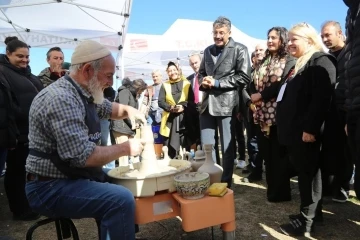 Çavdarhisar Aizanoi Tapınak Alanı’nda Seramik Çalıştayı düzenlendi
