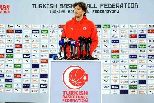 Cedi Osman: &quot;2025 Avrupa Şampiyonası’ndan başlayarak hep en üstleri hedeflemek istiyoruz&quot;
